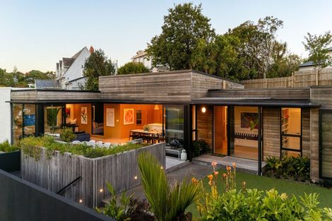 Photo of property in 3 Homewood Avenue, Karori, Wellington, 6012