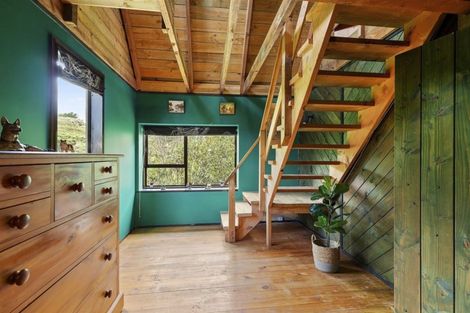 Photo of property in 2 Sea Vista Drive, Pukerua Bay, 5026