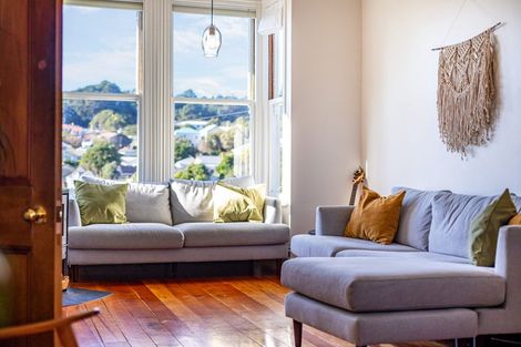 Photo of property in 7 Burwah Street, Berhampore, Wellington, 6023