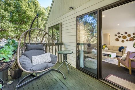 Photo of property in 2/43 Sabulite Road, Kelston, Auckland, 0602