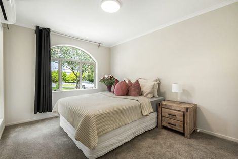 Photo of property in 15 Rangi Avenue, Schnapper Rock, Auckland, 0632