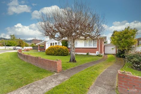 Photo of property in 15 Ruru Crescent, Heretaunga, Upper Hutt, 5018