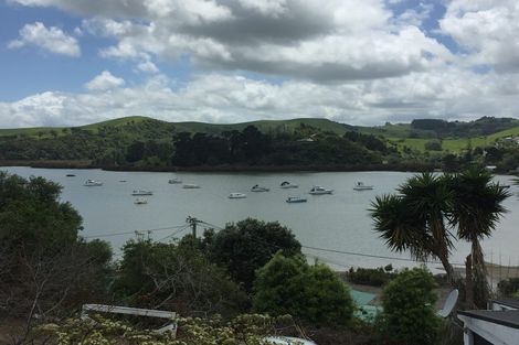 Photo of property in 237 Pahi Road, Pahi, Paparoa, 0571