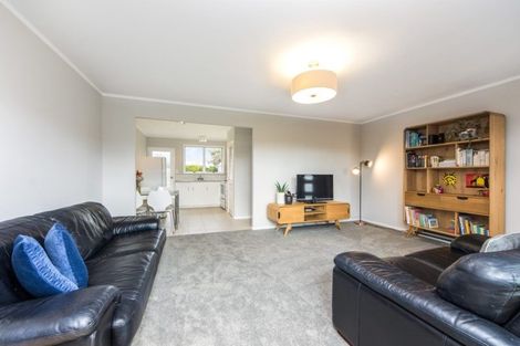 Photo of property in 1/558 Swanson Road, Ranui, Auckland, 0612
