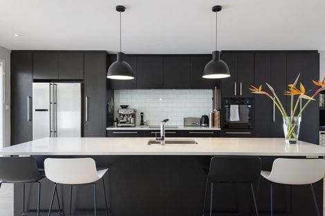 Photo of property in 24 Regent Street, Devonport, Auckland, 0624