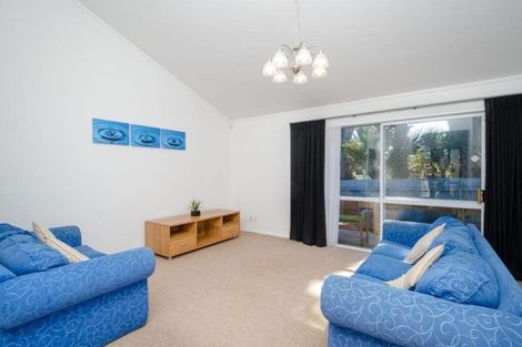 Photo of property in 204b Edmonton Road, Te Atatu South, Auckland, 0610