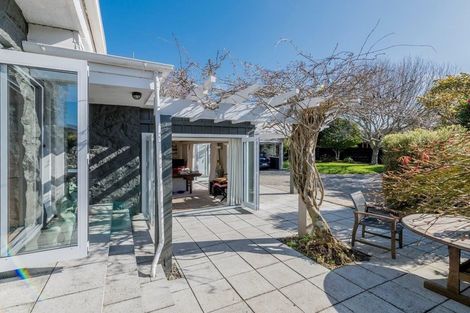 Photo of property in 5a Ngarara Road, Waikanae, 5036