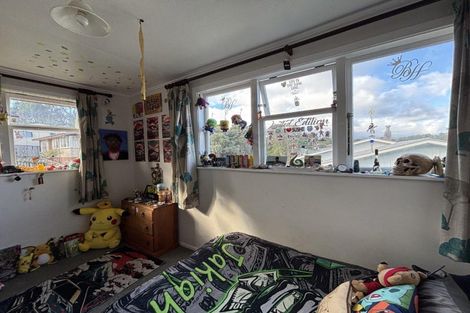 Photo of property in 35 Grenville Street, Marfell, New Plymouth, 4310