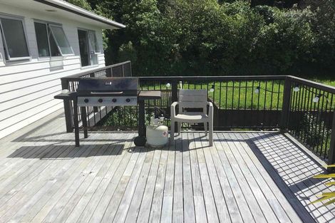 Photo of property in 35 Inlet View, Titahi Bay, Porirua, 5022