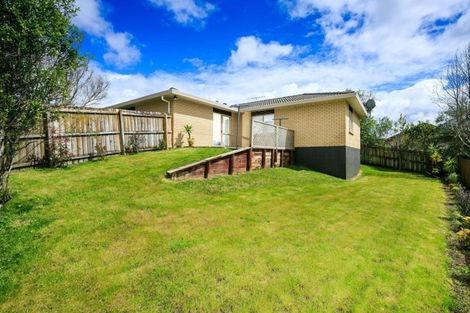 Photo of property in 4 Owl Court, Unsworth Heights, Auckland, 0632