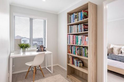 Photo of property in 61 Mackay Drive, Greenhithe, Auckland, 0632