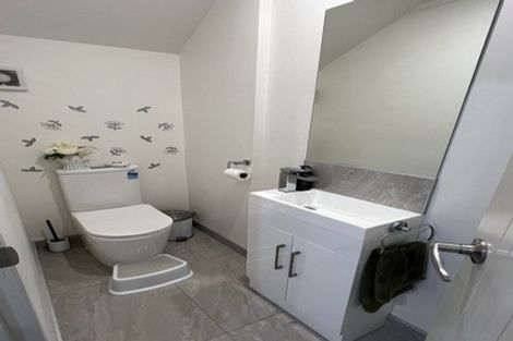 Photo of property in 32a Watts Road, Manurewa, Auckland, 2102