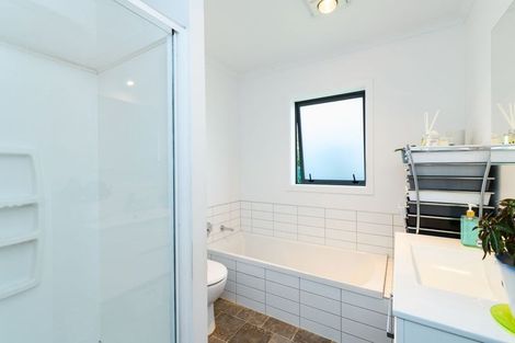 Photo of property in 17 Sinclair Avenue, Highbury, Palmerston North, 4412