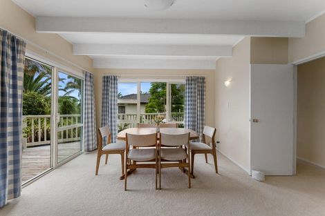 Photo of property in 14 Clyside Avenue, Half Moon Bay, Auckland, 2012