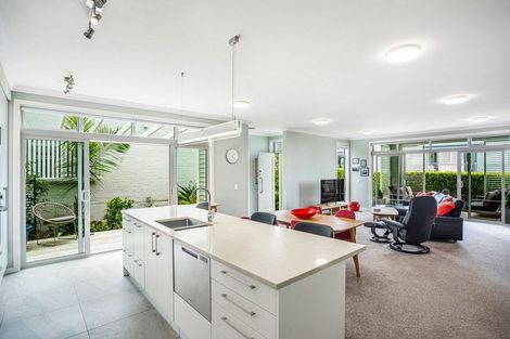 Photo of property in 12 Plantation Terrace, Orewa, 0931