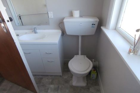 Photo of property in 2 Highgate Avenue, Merivale, Christchurch, 8014