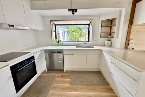 Photo of property in 161 West Harbour Drive, West Harbour, Auckland, 0618