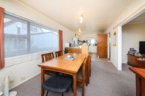 Photo of property in 9 Charisma Court, Kelvin Grove, Palmerston North, 4414