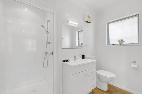 Photo of property in 2 Catlins Glen, Aotea, Porirua, 5024