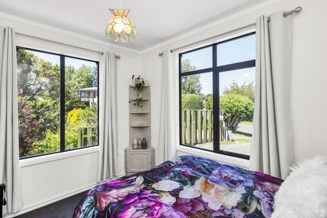 Photo of property in 12 Arawa Street, Raumati Beach, Paraparaumu, 5032