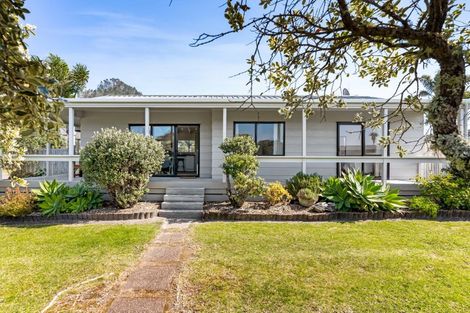Photo of property in 16 Holland Close, Pauanui, Hikuai, 3579
