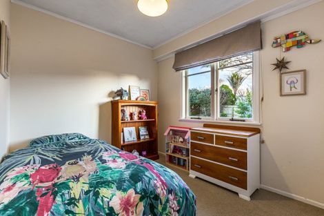 Photo of property in 20 Woodvale Road, Glen Eden, Auckland, 0602