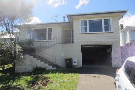 Photo of property in 65 Redwood Avenue, Tawa, Wellington, 5028