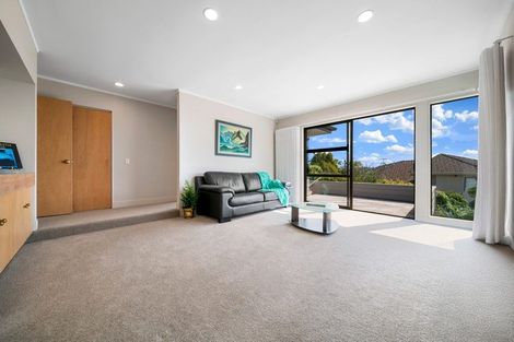 Photo of property in 10 Toroa Street, Torbay, Auckland, 0630