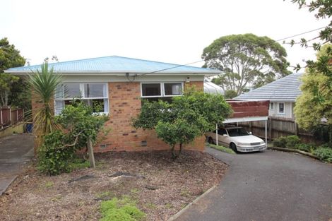 Photo of property in 122 Flanshaw Road, Te Atatu South, Auckland, 0610