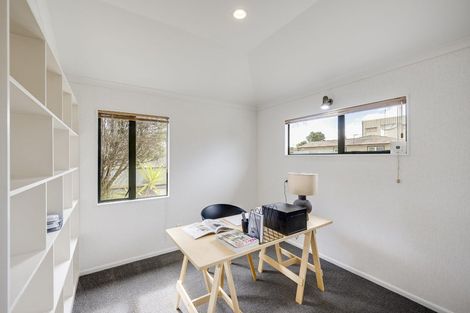 Photo of property in 20a Pembroke Street, Taradale, Napier, 4112