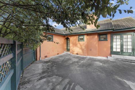Photo of property in 224 Botanical Road, Takaro, Palmerston North, 4412