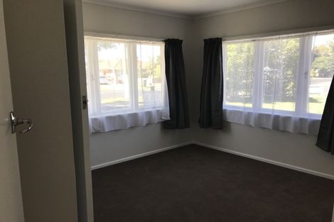 Photo of property in 36 Willis Road, Papakura, 2110