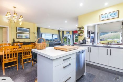 Photo of property in 40 Grant Road, Kinloch, Taupo, 3385