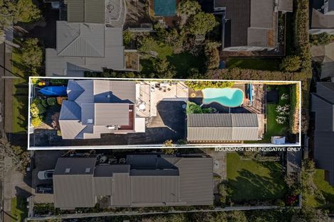 Photo of property in 147 Churchill Road, Rothesay Bay, Auckland, 0630