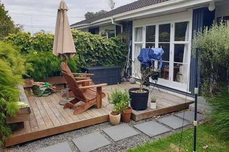 Photo of property in 2/54 Ngataringa Road, Devonport, Auckland, 0624