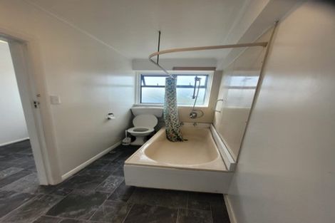 Photo of property in 34 Whitehouse Road, Titahi Bay, Porirua, 5022