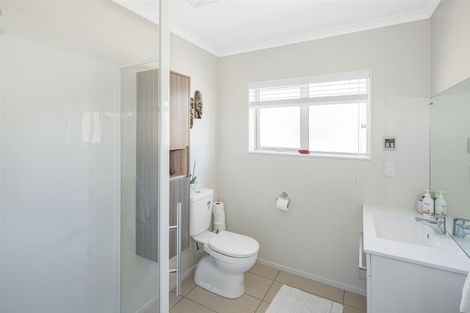 Photo of property in 5 Saint Vincent Terrace, Grenada Village, Wellington, 6037