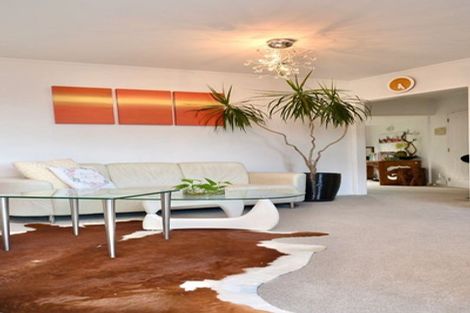 Photo of property in 11 View Road, Shelly Park, Auckland, 2014