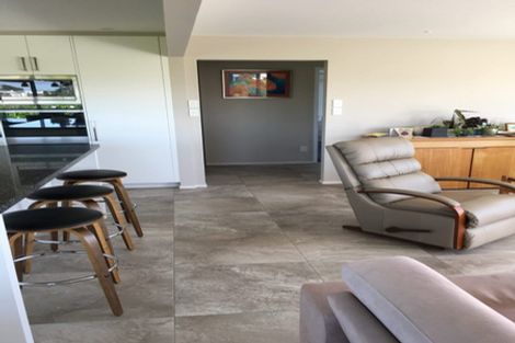 Photo of property in 1/42 Sunrise Avenue, Mairangi Bay, Auckland, 0630