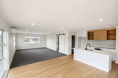 Photo of property in 19 Hawera Avenue, Levin, 5510