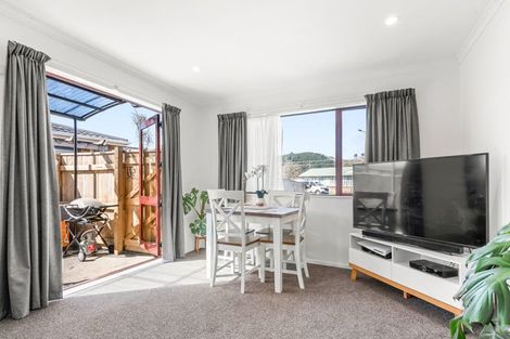 Photo of property in 19 Phar Lap Grove, Trentham, Upper Hutt, 5018