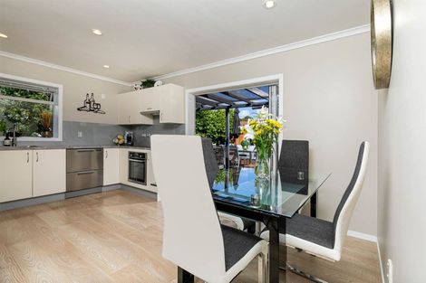 Photo of property in 59 Spence Road, Henderson, Auckland, 0612