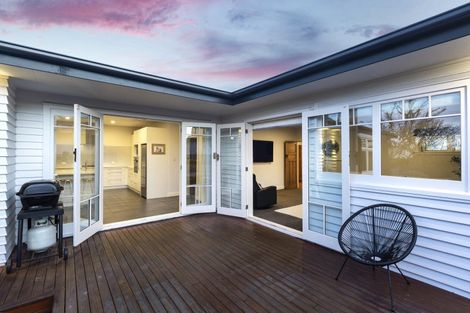 Photo of property in 10 Rayburn Avenue, Papanui, Christchurch, 8053