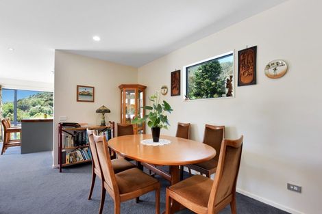 Photo of property in 23 Rimu Terrace, Waikawa, Picton, 7220