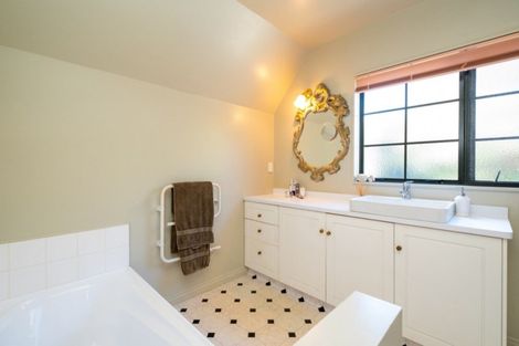 Photo of property in 19a Tainui Drive, Havelock North, 4130