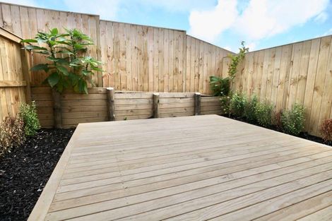 Photo of property in 6/13 Beatrix Street, Avondale, Auckland, 1026