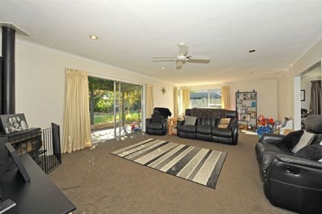 Photo of property in 1 Bidwell Place, Hillmorton, Christchurch, 8025