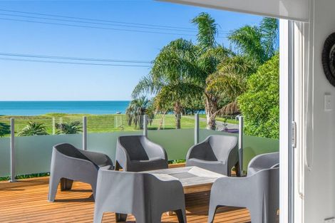 Photo of property in 23 Moana Road, Okitu, Gisborne, 4010