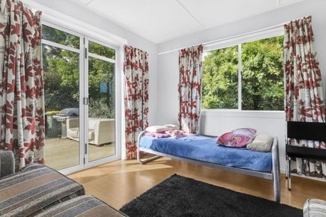 Photo of property in 18 Kayes Road, Pukekohe, 2120