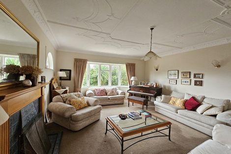 Photo of property in 8 Newcombe Crescent, Karori, Wellington, 6012